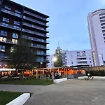 Lovely 1 Bedroom Apartment 10 Min Walk From Excel